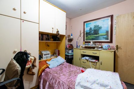 Casa à venda com 307m², 3 quartos e 2 vagas Casa à venda com 307m², 3 quartos e 2 vagasQuarto 3