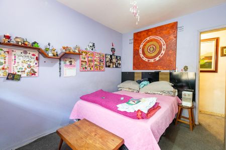 Casa à venda com 307m², 3 quartos e 2 vagas Casa à venda com 307m², 3 quartos e 2 vagasQuarto 2