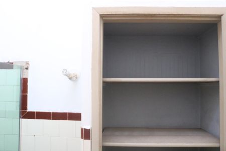 Casa à venda com 80m², 2 quartos e 1 vagaBanheiro