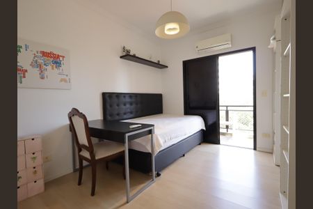 Apartamento à venda com 251m², 3 quartos e 3 vagasSuíte 1