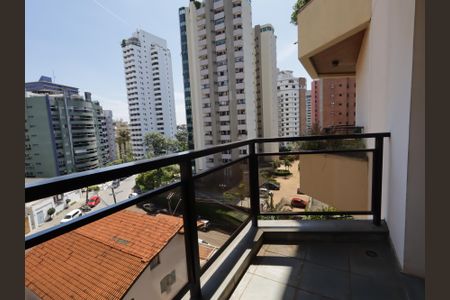 Apartamento à venda com 251m², 3 quartos e 3 vagasVaranda da Sala de TV