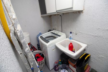 Casa de condomínio à venda com 120m², 2 quartos e 2 vagas Casa de condomínio à venda com 120m², 2 quartos e 2 vagasÁrea de Serviço