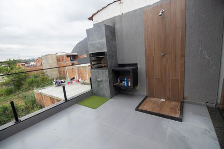 Casa de condomínio à venda com 120m², 2 quartos e 2 vagas Casa de condomínio à venda com 120m², 2 quartos e 2 vagasTerraço