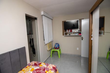 Casa de condomínio à venda com 120m², 2 quartos e 2 vagas Casa de condomínio à venda com 120m², 2 quartos e 2 vagasQuarto 2