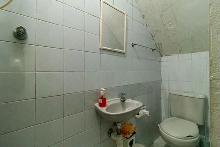 Casa à venda com 150m², 4 quartos e 2 vagas Casa à venda com 150m², 4 quartos e 2 vagasBanheiro da Suíte