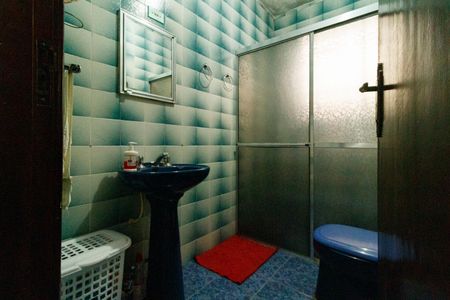 Casa à venda com 150m², 4 quartos e 2 vagas Casa à venda com 150m², 4 quartos e 2 vagasBanheiro