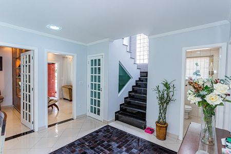 Casa à venda com 545m², 5 quartos e 3 vagas Casa à venda com 545m², 5 quartos e 3 vagasDetalhe da Sala de Jantar