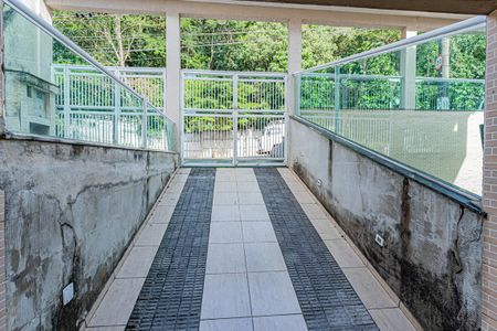 Casa à venda com 545m², 5 quartos e 3 vagas Casa à venda com 545m², 5 quartos e 3 vagasGaragem