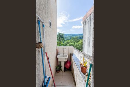 Casa à venda com 545m², 5 quartos e 3 vagas Casa à venda com 545m², 5 quartos e 3 vagasÁrea de Serviço 2