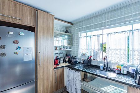 Casa à venda com 545m², 5 quartos e 3 vagas Casa à venda com 545m², 5 quartos e 3 vagasCozinha