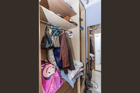 Casa à venda com 545m², 5 quartos e 3 vagas Casa à venda com 545m², 5 quartos e 3 vagasCloset suite