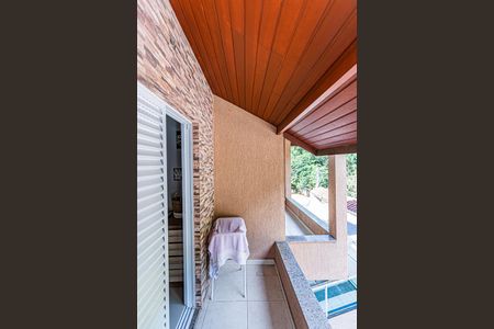 Casa à venda com 545m², 5 quartos e 3 vagas Casa à venda com 545m², 5 quartos e 3 vagasVaranda Quarto 3