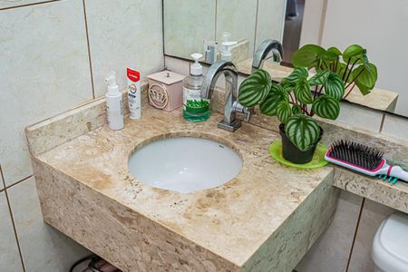 Casa à venda com 545m², 5 quartos e 3 vagas Casa à venda com 545m², 5 quartos e 3 vagasBanheiro