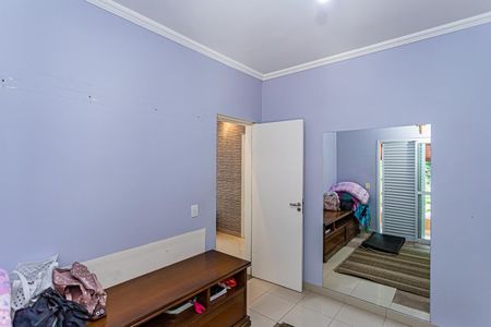 Casa à venda com 545m², 5 quartos e 3 vagas Casa à venda com 545m², 5 quartos e 3 vagasQuarto 1