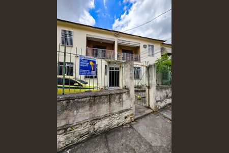 Apartamento à venda com 73m², 3 quartos e sem vaga Apartamento à venda com 73m², 3 quartos e sem vagaFachada