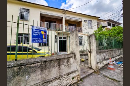 Apartamento à venda com 73m², 3 quartos e sem vaga Apartamento à venda com 73m², 3 quartos e sem vagaFachada