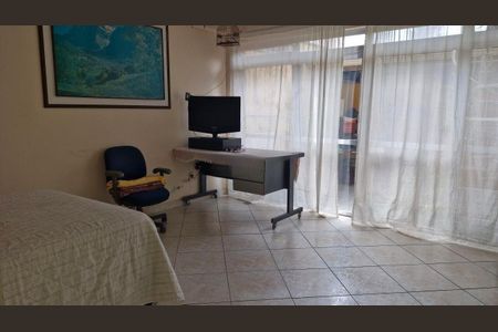 Casa à venda com 109m², 3 quartos e 4 vagas