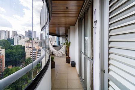 Apartamento à venda com 160m², 3 quartos e 2 vagas Apartamento à venda com 160m², 3 quartos e 2 vagasVaranda do Quarto 1