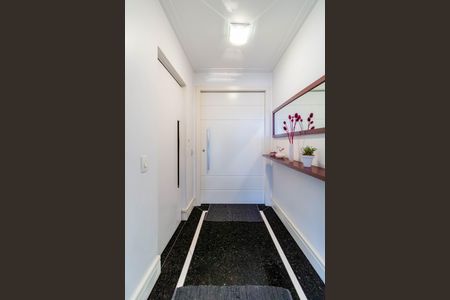 Apartamento à venda com 160m², 3 quartos e 2 vagas Apartamento à venda com 160m², 3 quartos e 2 vagasCorredor