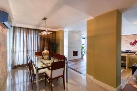 Apartamento à venda com 160m², 3 quartos e 2 vagas Apartamento à venda com 160m², 3 quartos e 2 vagasSala 1