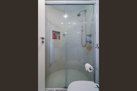 Apartamento à venda com 160m², 3 quartos e 2 vagas Apartamento à venda com 160m², 3 quartos e 2 vagasBanheiro do Quarto 2