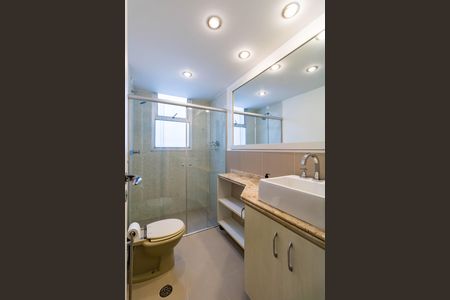 Apartamento à venda com 160m², 3 quartos e 2 vagas Apartamento à venda com 160m², 3 quartos e 2 vagasBanheiro