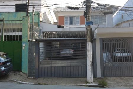 Casa à venda com 179m², 3 quartos e 4 vagasFachada