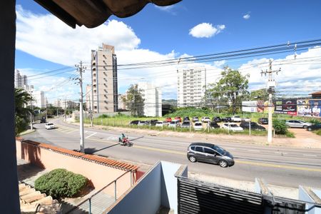 Casa à venda com 258m², 4 quartos e 2 vagasQuarto - Suíte 2 Sacada Vista