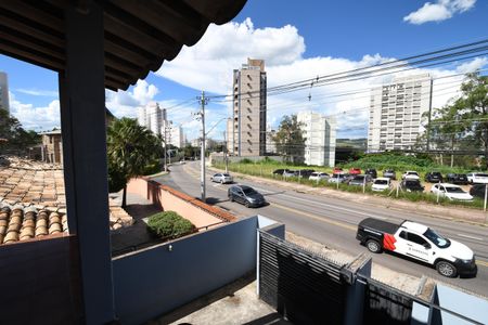 Casa à venda com 258m², 4 quartos e 2 vagasQuarto - Suíte Vista