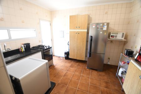Casa à venda com 258m², 4 quartos e 2 vagasCozinha