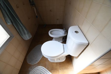 Casa à venda com 258m², 4 quartos e 2 vagasBanheiro 2