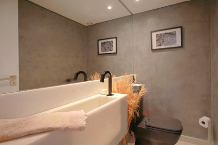 Apartamento à venda com 240m², 5 quartos e 4 vagasLavabo