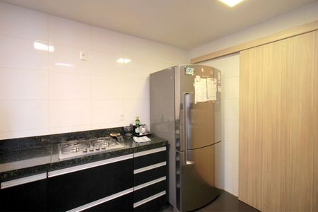 Apartamento à venda com 240m², 5 quartos e 4 vagasCozinha