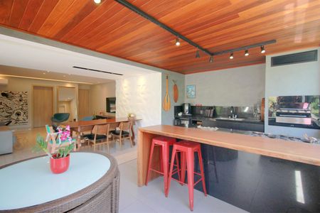 Apartamento à venda com 240m², 5 quartos e 4 vagasEspaço Gourmet