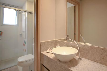 Apartamento à venda com 240m², 5 quartos e 4 vagasBanheiro