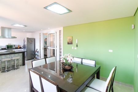 Casa à venda com 380m², 3 quartos e 6 vagas Casa à venda com 380m², 3 quartos e 6 vagasSala de Jantar