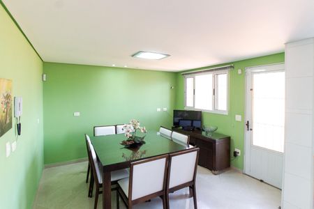 Casa à venda com 380m², 3 quartos e 6 vagas Casa à venda com 380m², 3 quartos e 6 vagasSala de Jantar