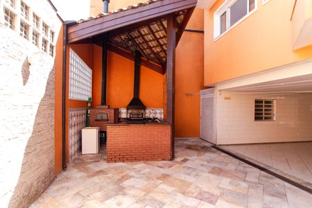 Casa à venda com 380m², 3 quartos e 6 vagas Casa à venda com 380m², 3 quartos e 6 vagasGaragem