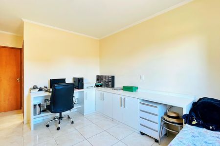 Casa à venda com 138m², 3 quartos e 4 vagas Casa à venda com 138m², 3 quartos e 4 vagasSuíte 2