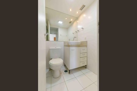 Apartamento para alugar com 140m², 2 quartos e 2 vagasBanheiro da Suíte