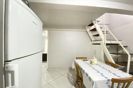 Casa à venda com 92m², 3 quartos e 1 vagaCozinha e Área de Serviço