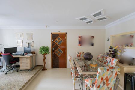 Apartamento à venda com 173m², 3 quartos e 2 vagas Apartamento à venda com 173m², 3 quartos e 2 vagasSala de jantar- Escritório