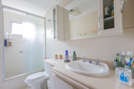 Apartamento à venda com 173m², 3 quartos e 2 vagas Apartamento à venda com 173m², 3 quartos e 2 vagasBanheiro Social