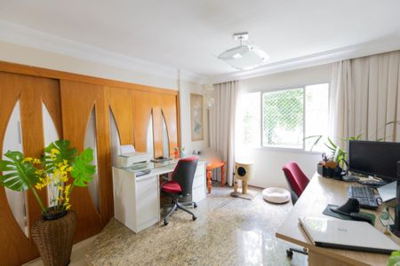 Apartamento à venda com 173m², 3 quartos e 2 vagas Apartamento à venda com 173m², 3 quartos e 2 vagasSala de jantar- Escritório