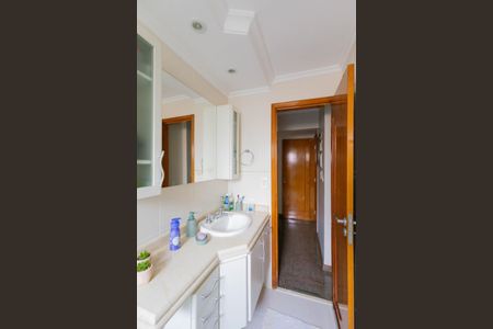 Apartamento à venda com 173m², 3 quartos e 2 vagas Apartamento à venda com 173m², 3 quartos e 2 vagasBanheiro Social