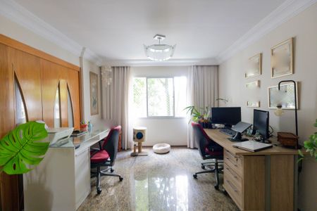 Apartamento à venda com 173m², 3 quartos e 2 vagas Apartamento à venda com 173m², 3 quartos e 2 vagasSala de jantar- Escritório
