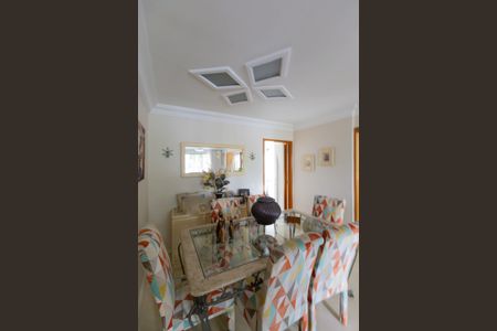 Apartamento à venda com 173m², 3 quartos e 2 vagas Apartamento à venda com 173m², 3 quartos e 2 vagasSala de jantar- Escritório