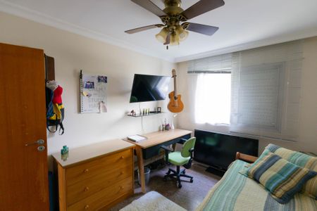 Apartamento à venda com 173m², 3 quartos e 2 vagas Apartamento à venda com 173m², 3 quartos e 2 vagasQuarto 3