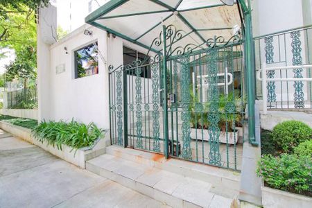 Apartamento à venda com 173m², 3 quartos e 2 vagas Apartamento à venda com 173m², 3 quartos e 2 vagasFachada