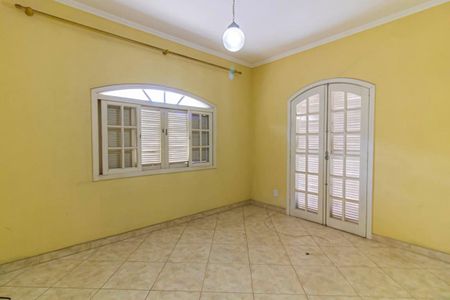 Casa à venda com 224m², 3 quartos e 3 vagas Casa à venda com 224m², 3 quartos e 3 vagasQuarto 2